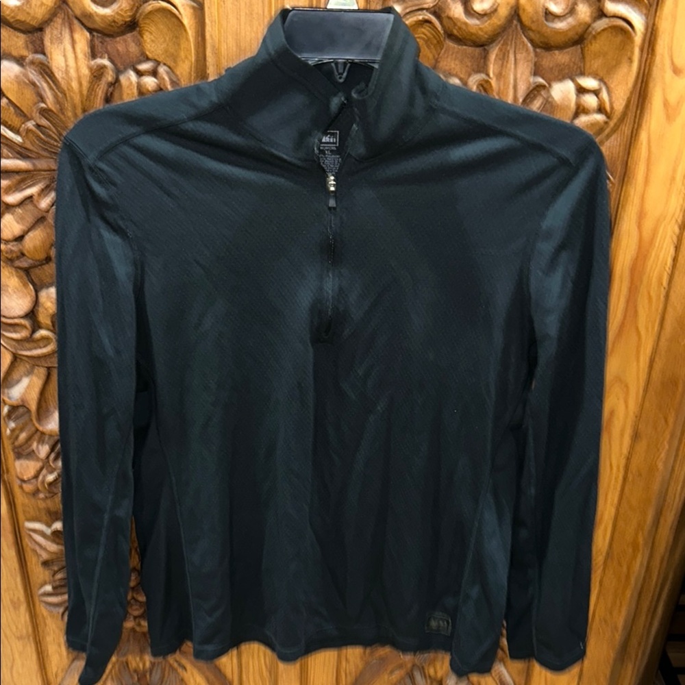 EUC REI ladies XL base layer top